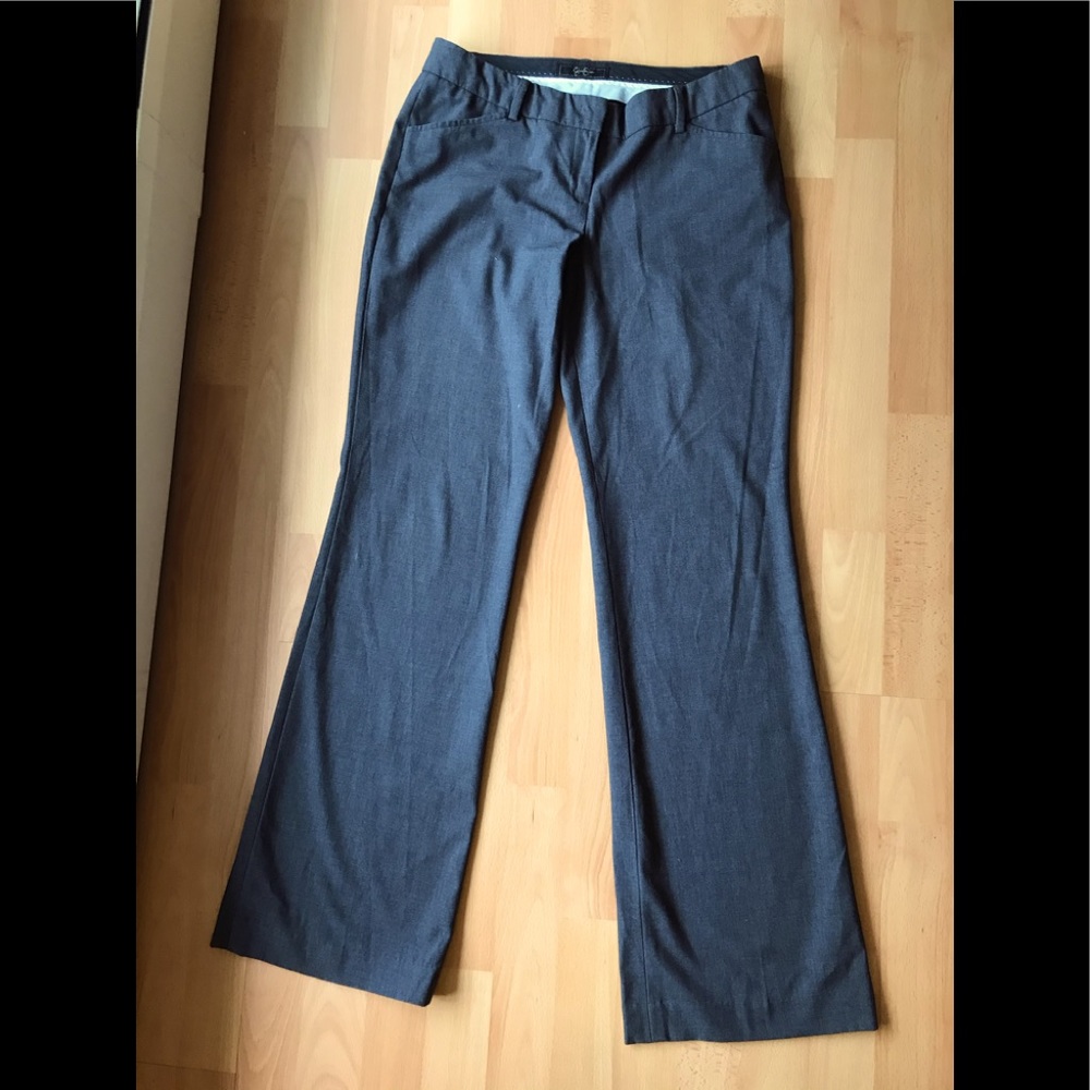 Melange grey bootleg dress pant - size 5/6